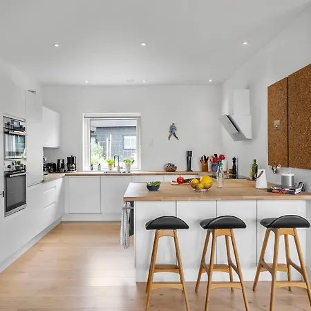 Casa de Férias Beautiful In With Wifi